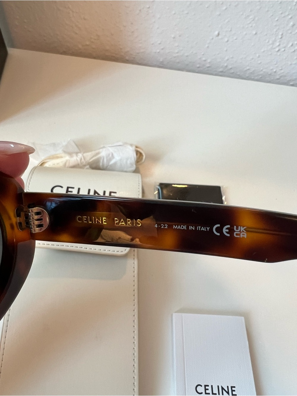 CELINE Tortoiseshell Oval Sunglasses - gently worn! - Picture 5 of 17